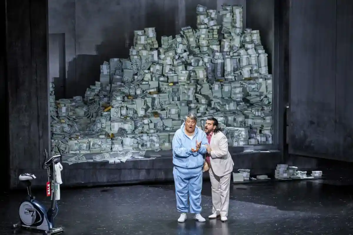 Опера «Дон Паскуале» теперь доступна в прямом эфире: о чем она?