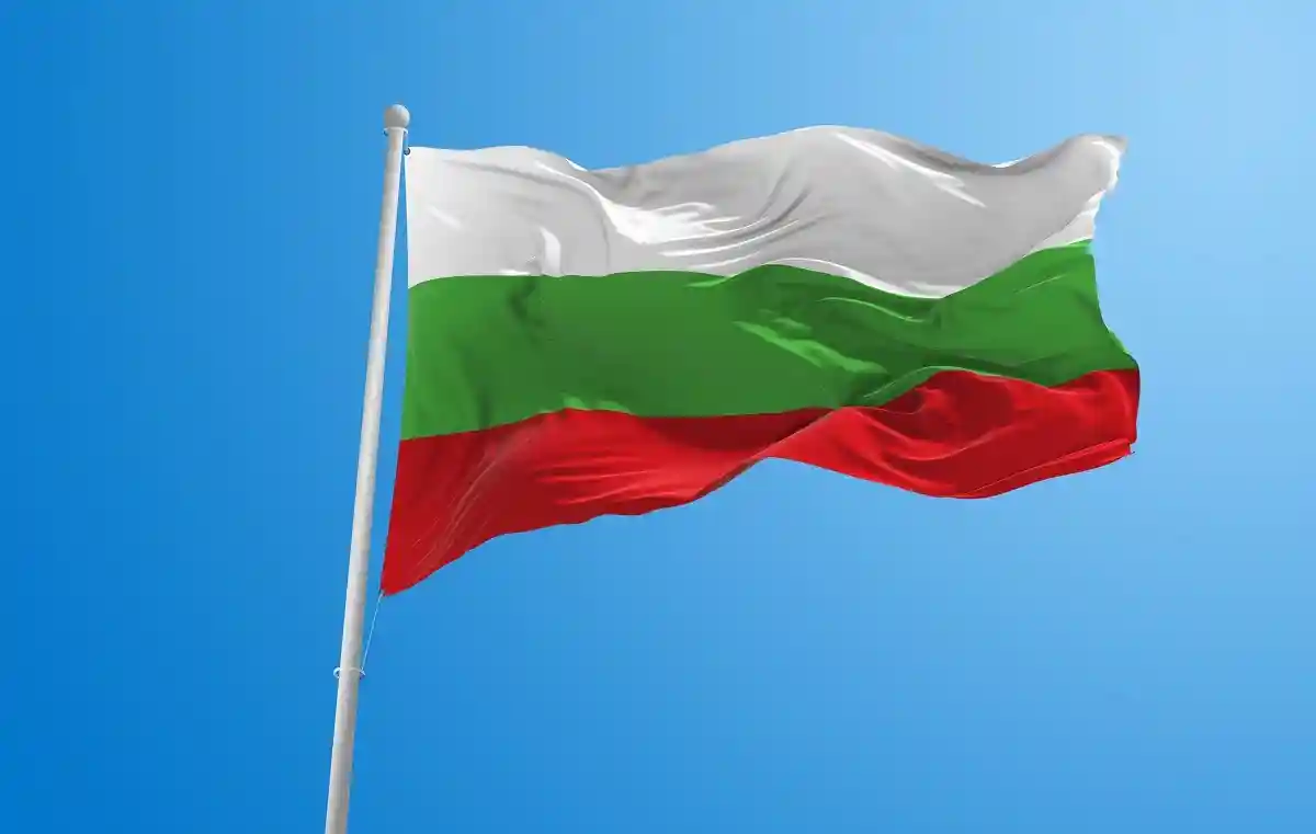 Парламент Болгарии принял непростые решения. Фото Maxim Studio / Shutterstock.com