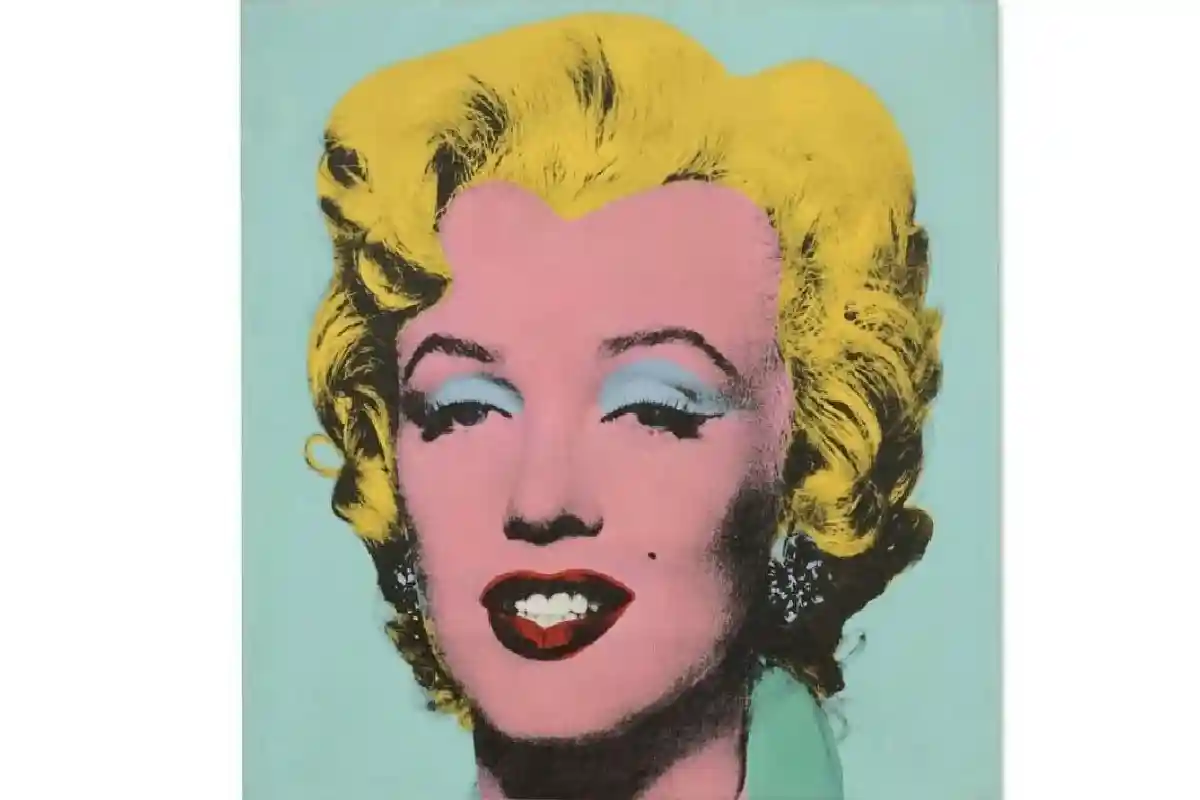 Работа Энди Уорхола «Shot Sage Blue Marilyn» стала самым дорогим произведением искусства 20-го века, когда-либо проданным с аукциона. Фото: Instagram.com