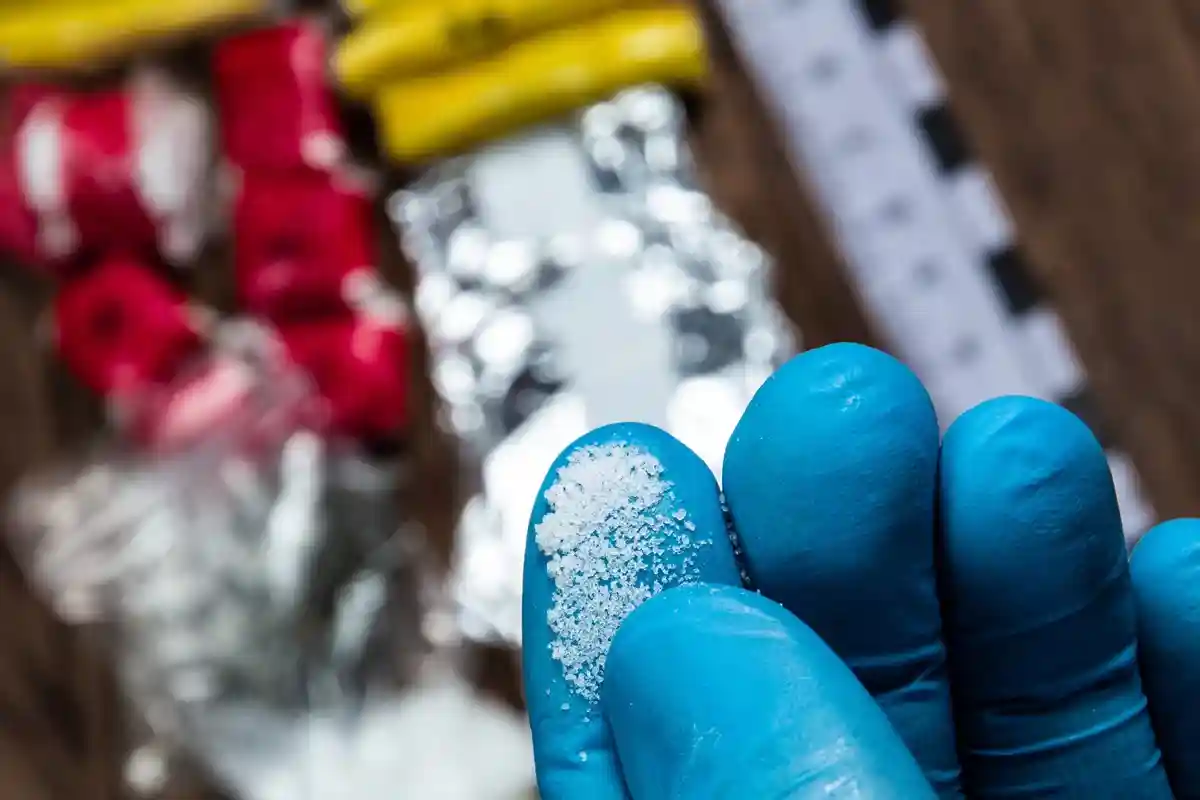 Продажа наркотиков возросла в связи с удешевлением производства. Фото: busliq / Shutterstock.com