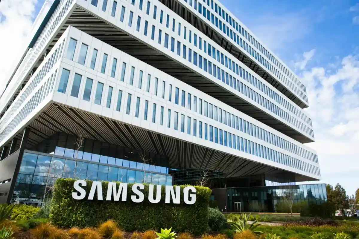 Samsung потратит 360 миллиардов