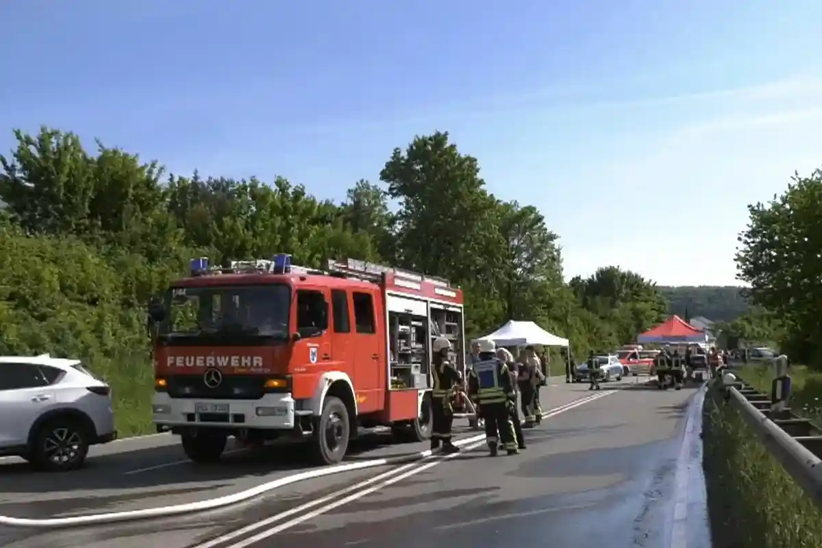 Спецслужбы работают на месте аварии. Фото: скриншот / swr.de