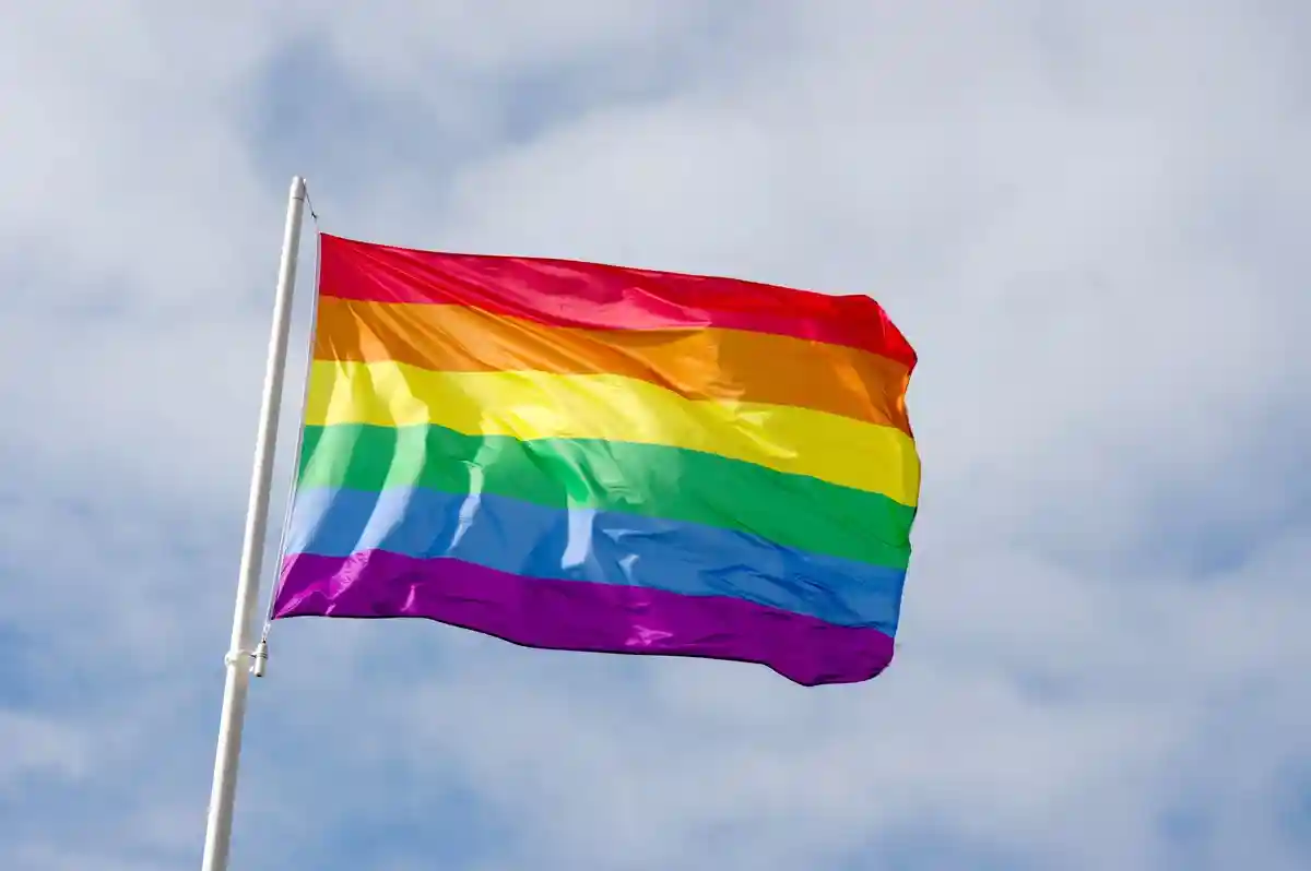 Споры в Словакии из-за флагов ЛГБТ