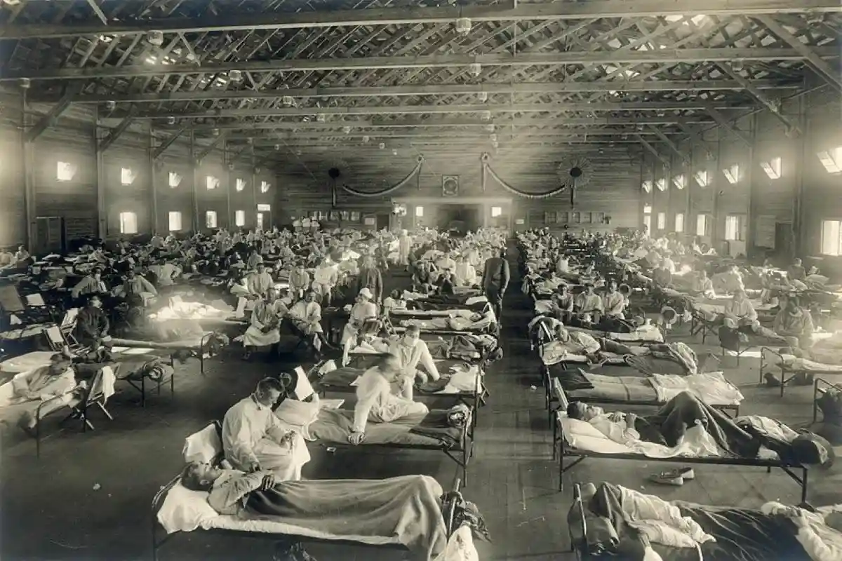 Больница во время эпидемии гриппа, Кэмп-Фанстон, Канзас, США. Фото: Otis Historical Archives, National Museum of Health and Medicine / wikimedia