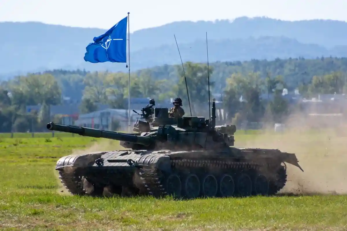 Тяжелые танки Украина не получит