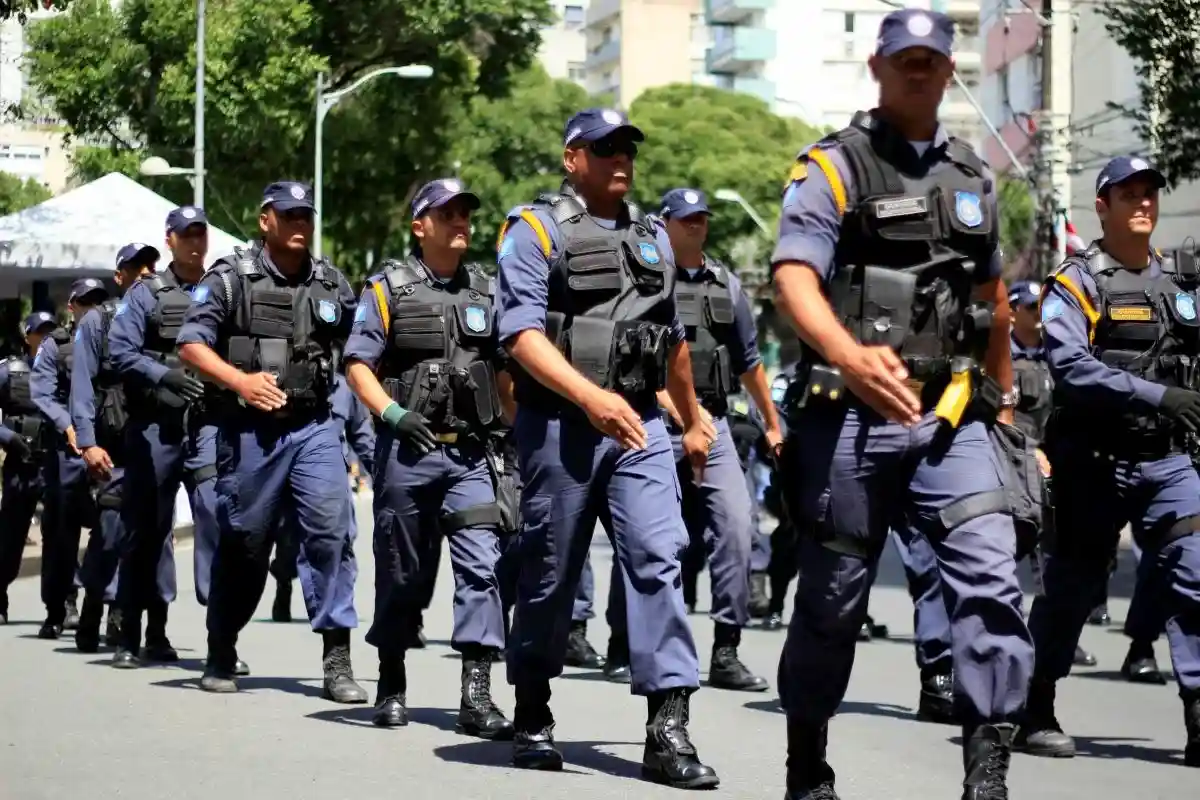 В Бразилии тысячи человек арестованы