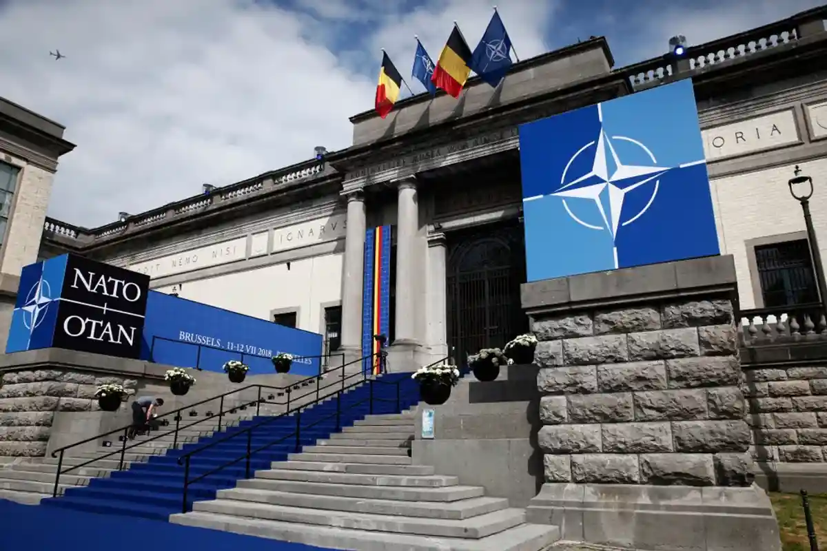 Смена наверху в кризисной ситуации: американский генерал Каволи становится новым главнокомандующим силами НАТО в Европе