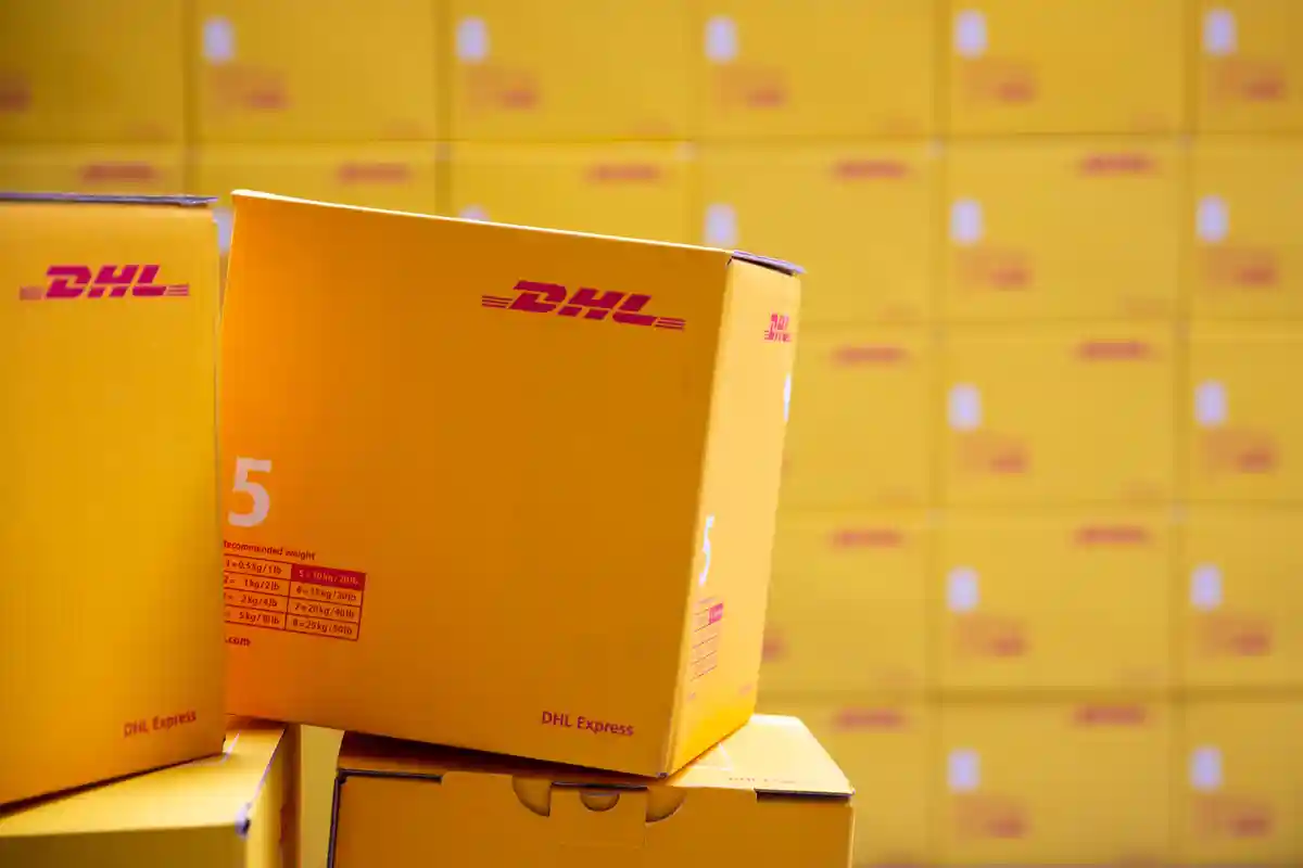 Посылки DHL станут дороже: сколько будет стоить