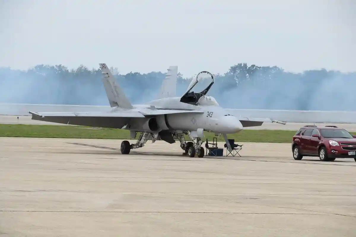 Так выглядит истребитель F-18. Фото: Dragonhawk / Flickr.com