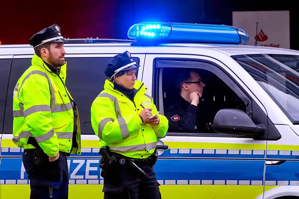 Полномочия полиции в Германии. Фото: geogif / Shutterstock.com