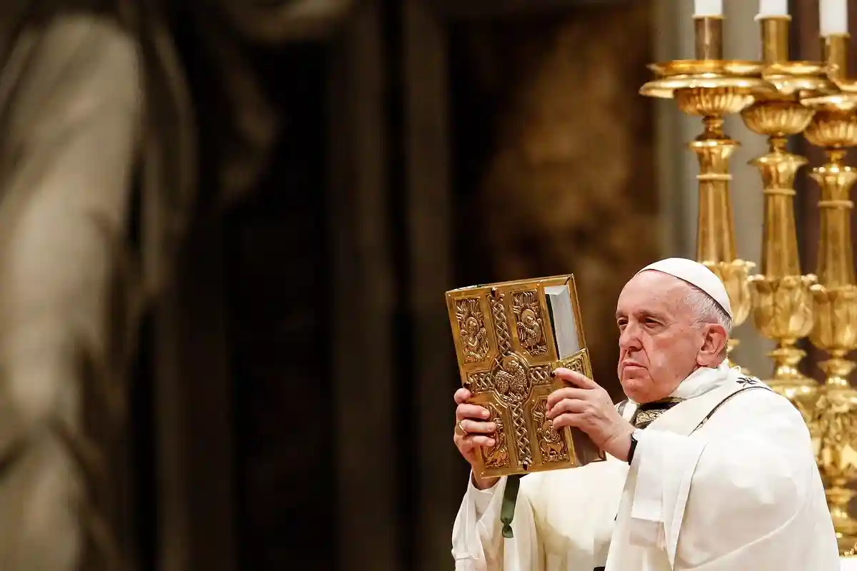 Ватикан раскрыл главный фонд Папы Римского из-за недоверия верующих