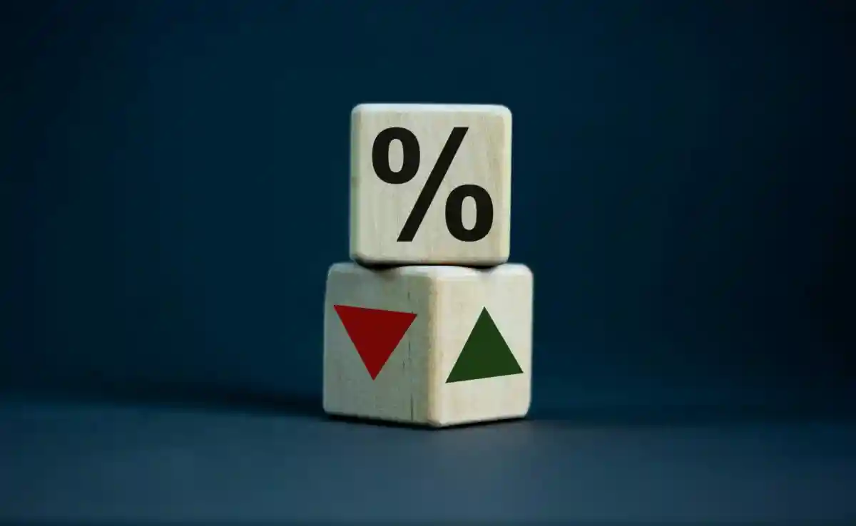 Банк Англии планирует поднять процентную ставку на 0,25 базисных пунктов. Фото: Dmitry Demidovich / shutterstock.com