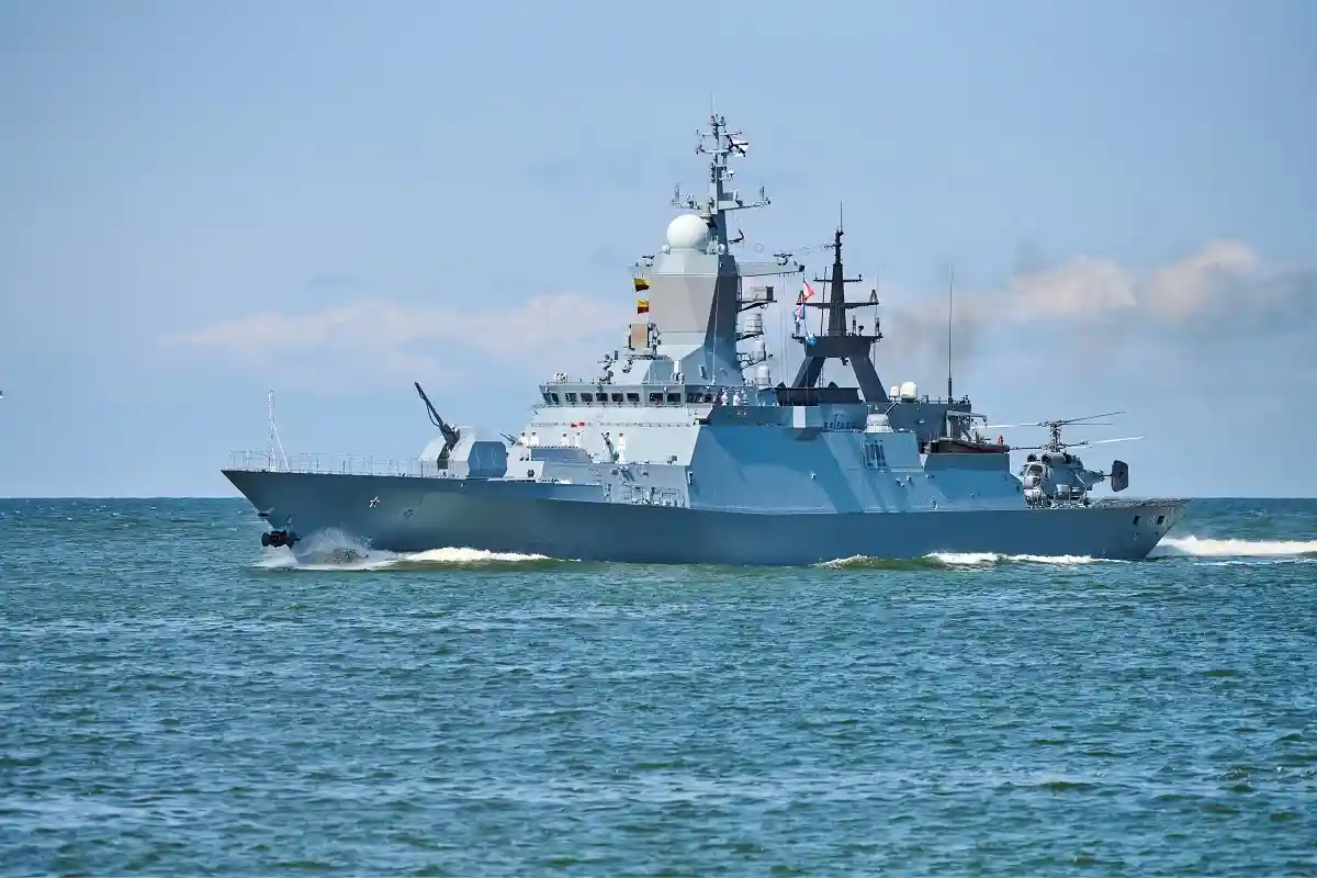 Грубая провокация: военный корабль РФ дважды нарушил границы Дании