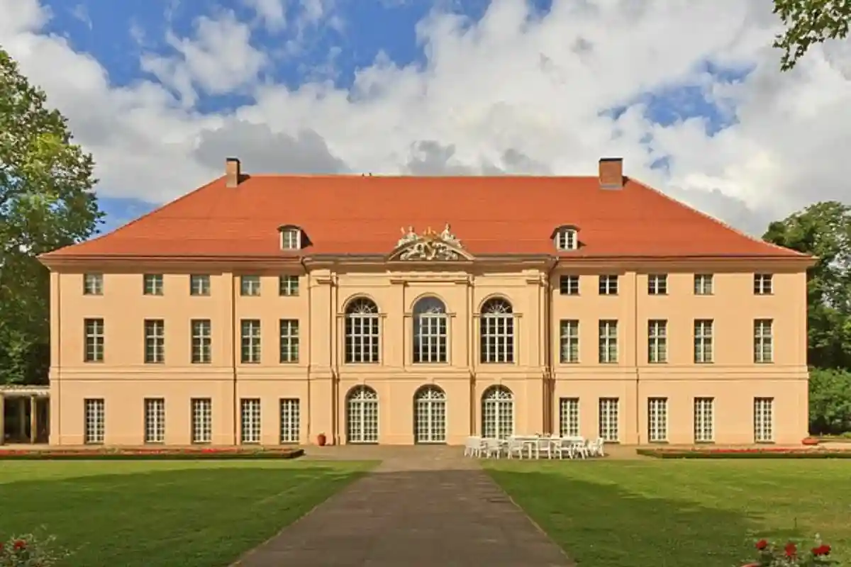 Дворец Шенхаузен в Берлине