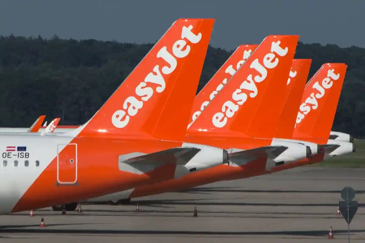 EasyJet отменяет около тысячи рейсов из Берлина этим летом