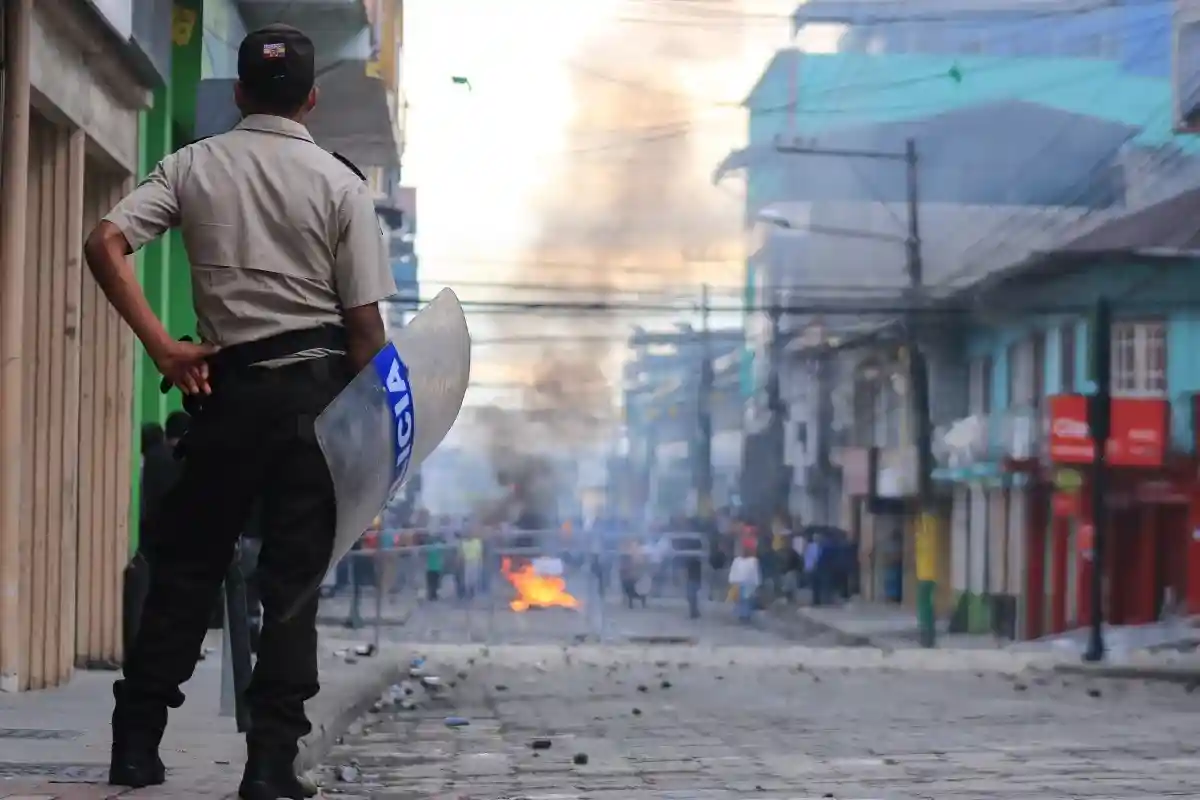Эквадор потерял контроль над городом Пуйо из-за протестов