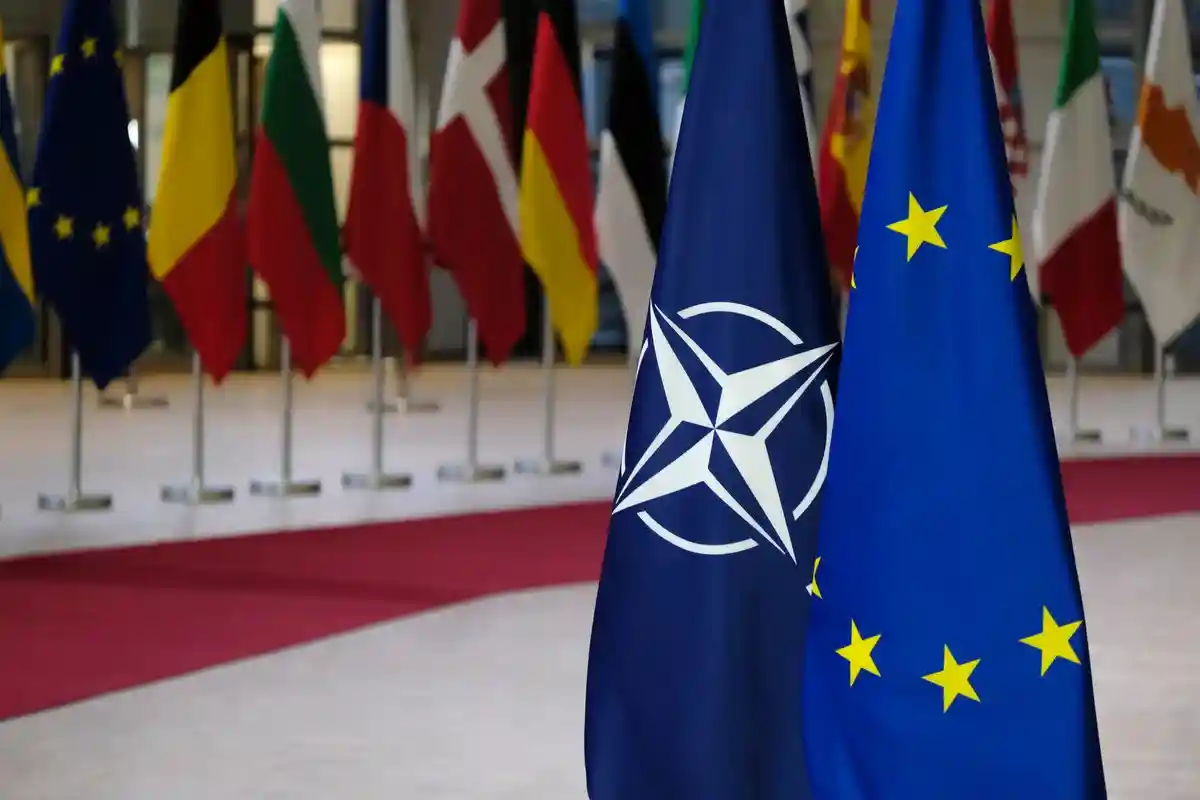 Европа не так сильна в военном отношении и не должна рассчитывать только на НАТО — Ламбрехт. Фото: Alexandros Michailidis / shutterstock.com