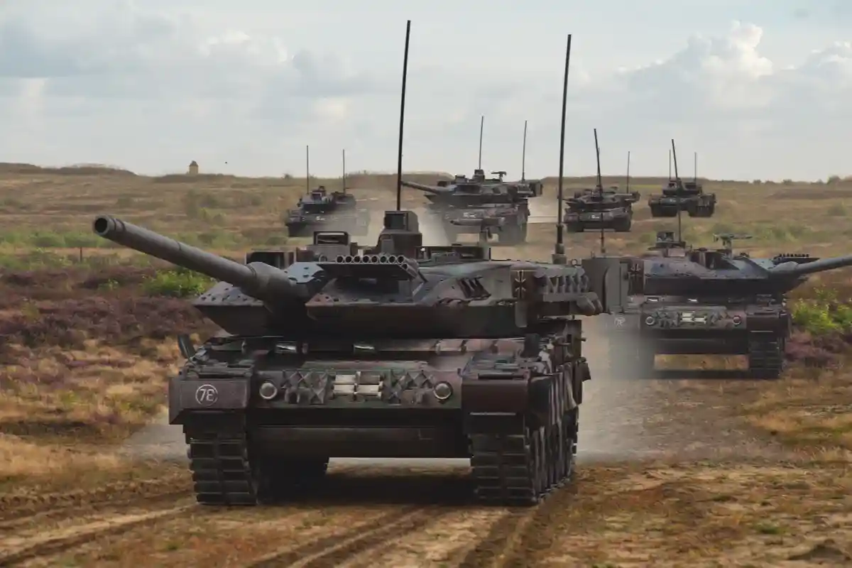 Германия танки Украине поставлять не будет