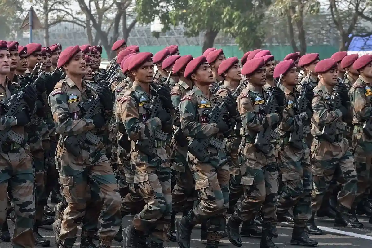 Индия проводит реформу армии на фоне протестов и беспорядков