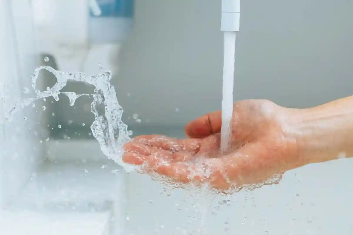 Как уменьшить потребление воды дома: простые советы