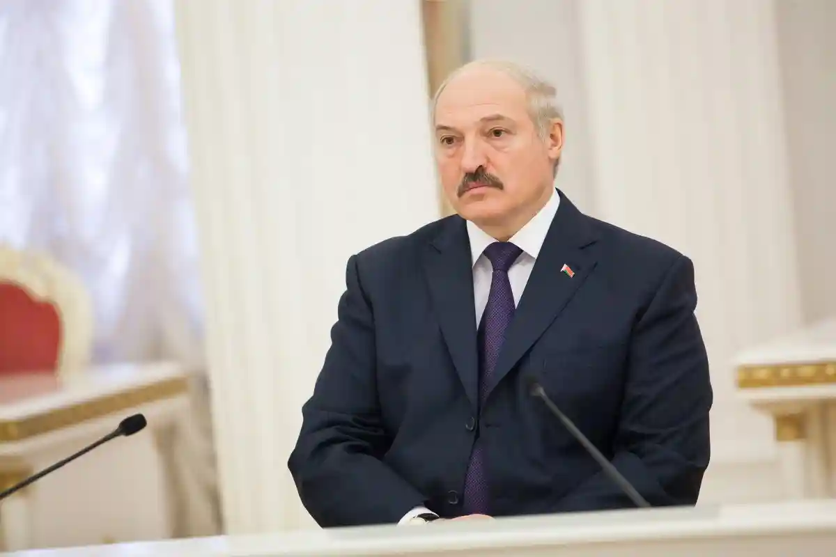 Лукашенко допустил передачу Софьи Сапеги в Россию. Фото: pipicato / Shutterstock.com