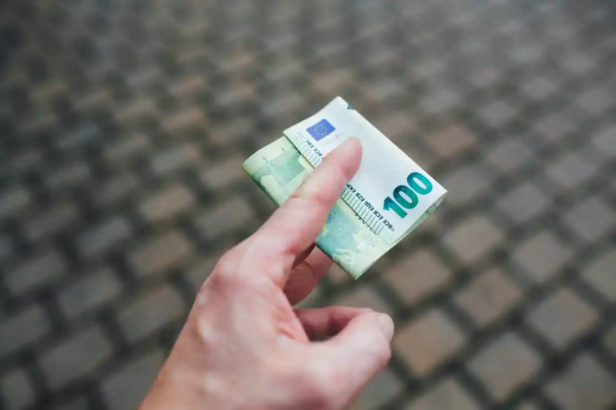 Зарплата в Германии стимулирует инфляцию