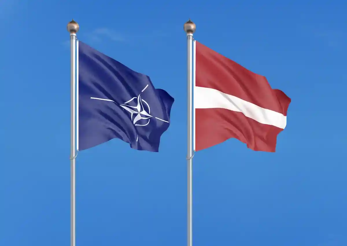 Министр обороны Латвии хочет
