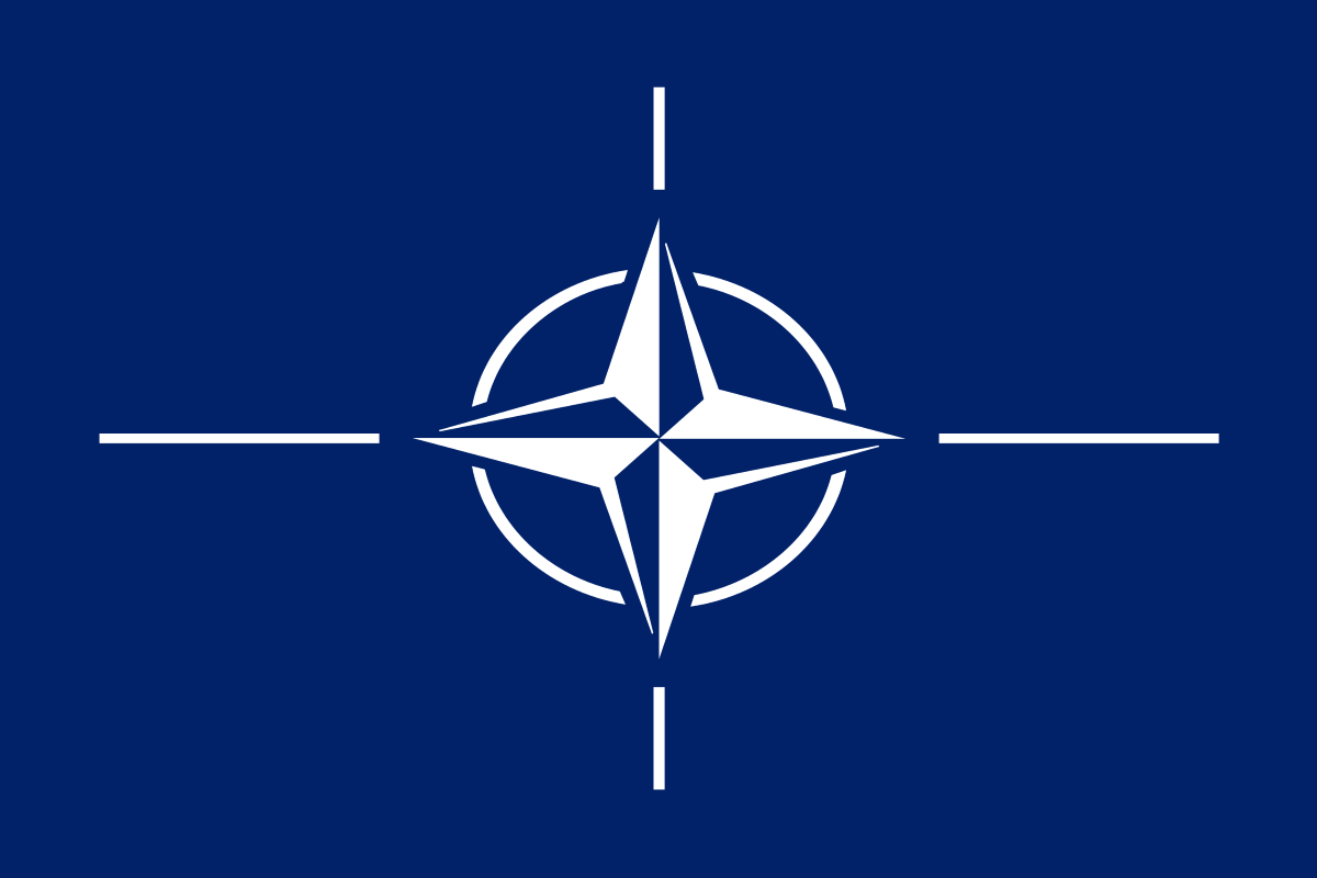 Украина не будет предпринимать шаги по вступлению в НАТО, поскольку члены военного блока во главе с США отвергли ее стремление. Фото: Artem Karimov / commons.wikimedia.org