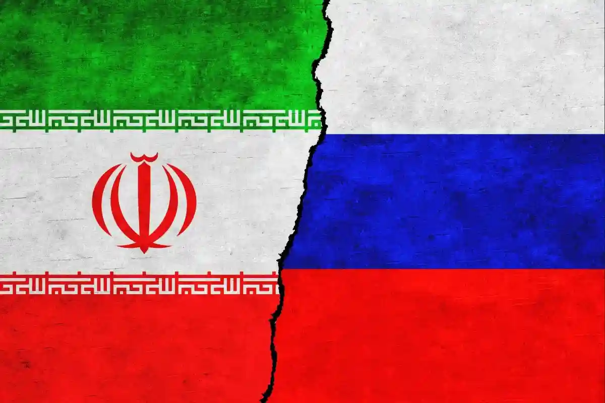 Россия и Иран объединяются против санкций Запада. Фото: OnePixelStudio / shutterstock.com