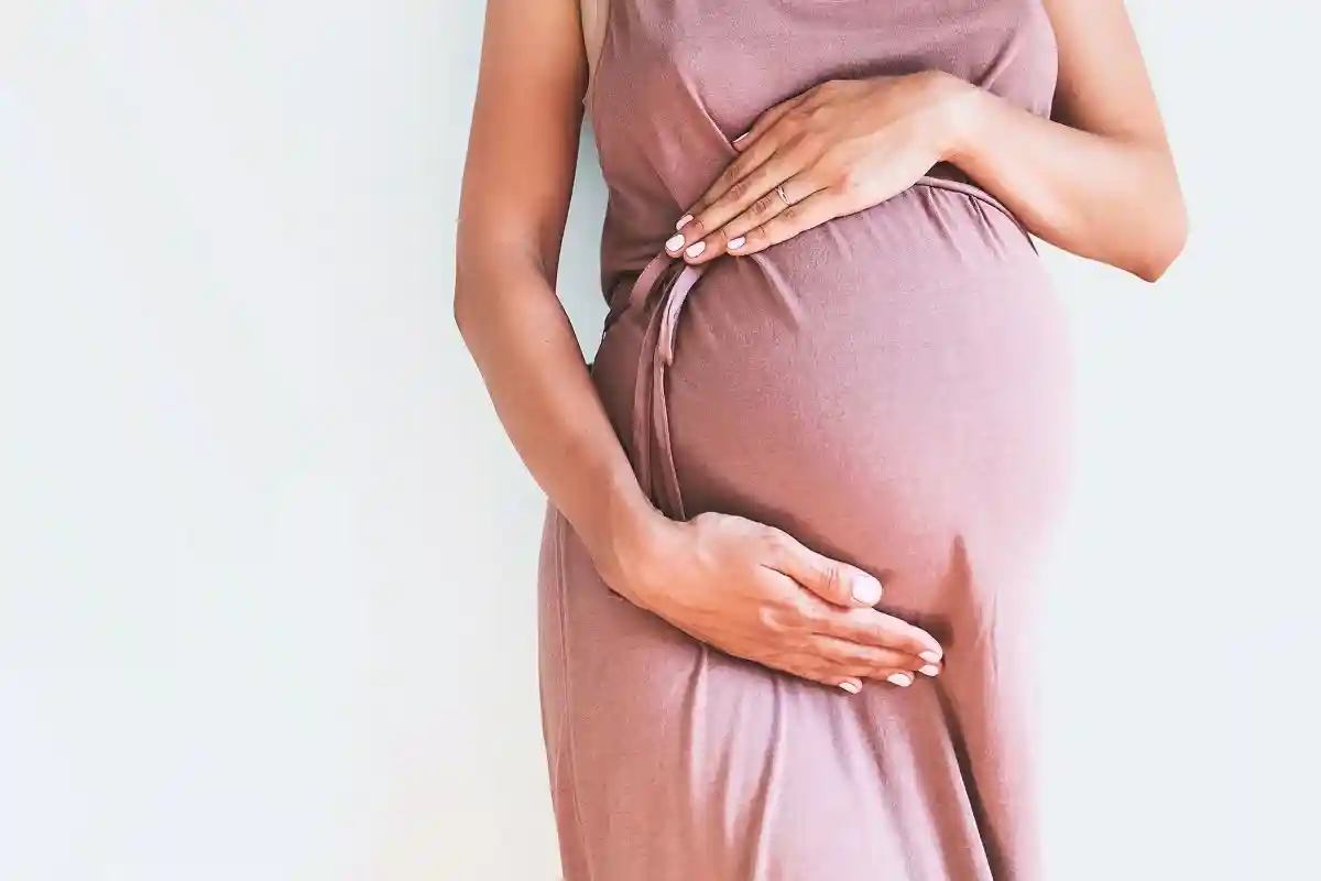 Pregnancy can cause a salty taste in your mouth.  Photo: Natalia Deriabina / shutterstock.com