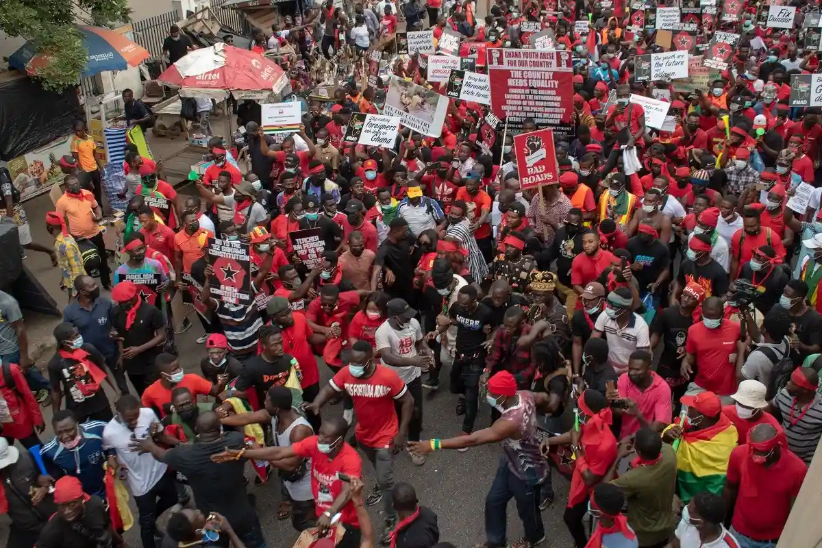 Полиция Ганы разогнала протест против повышения цен на топливо