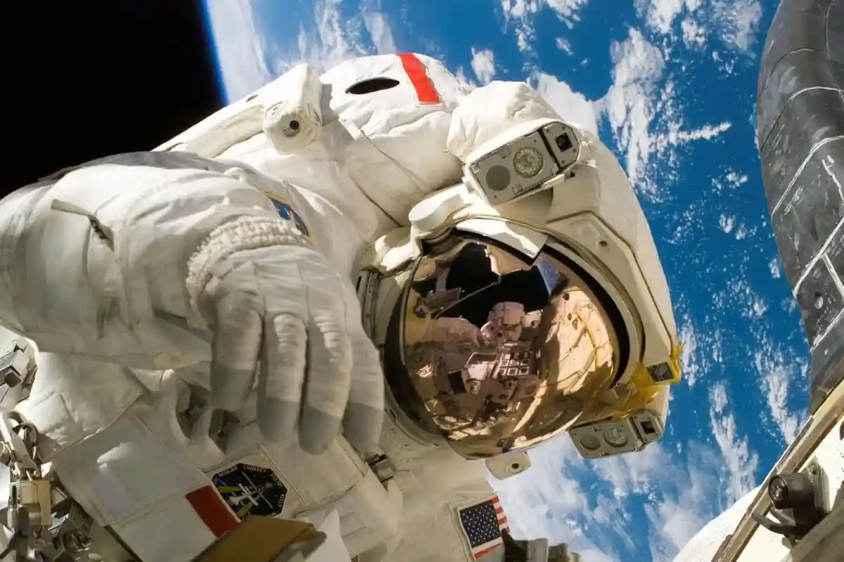 Пятно на Солнце угрожает космонавтам и работе спутников. Фото: Pixabay / Pexels.com