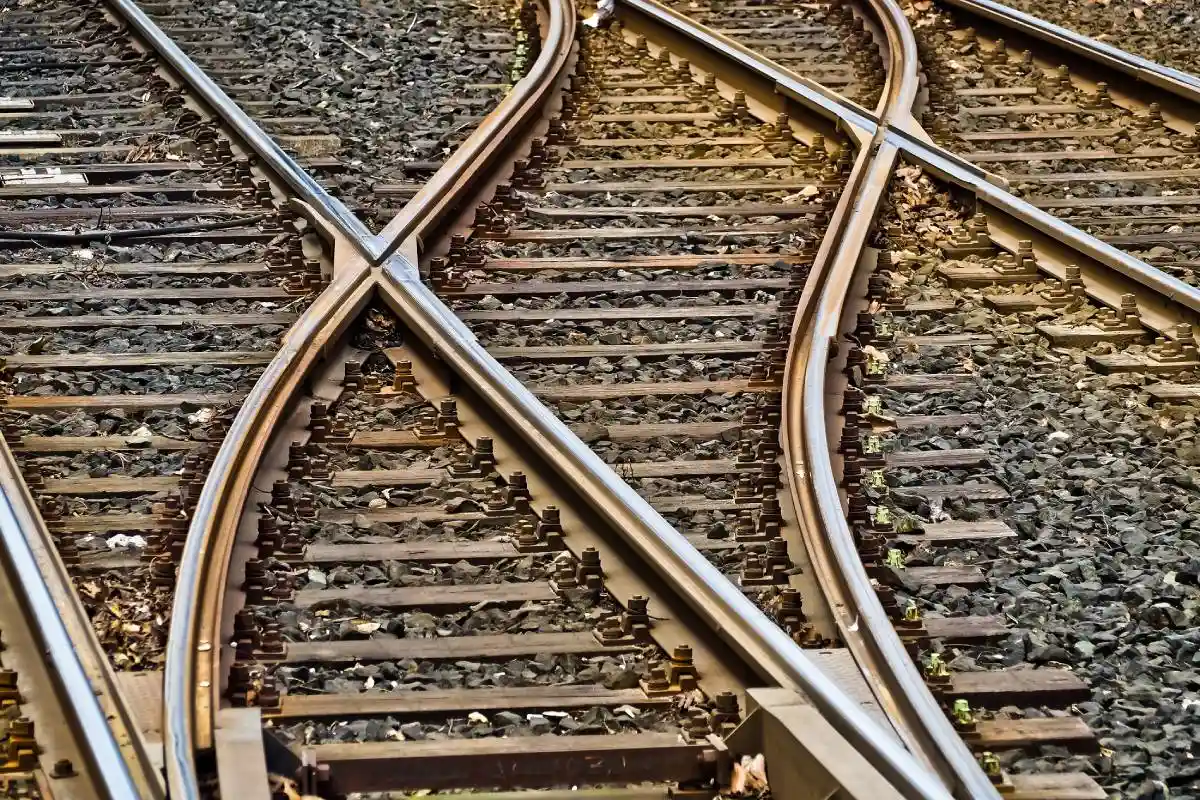В Миссури поезд сошел с рельсов: есть погибшие. Фото: Pixabay.com