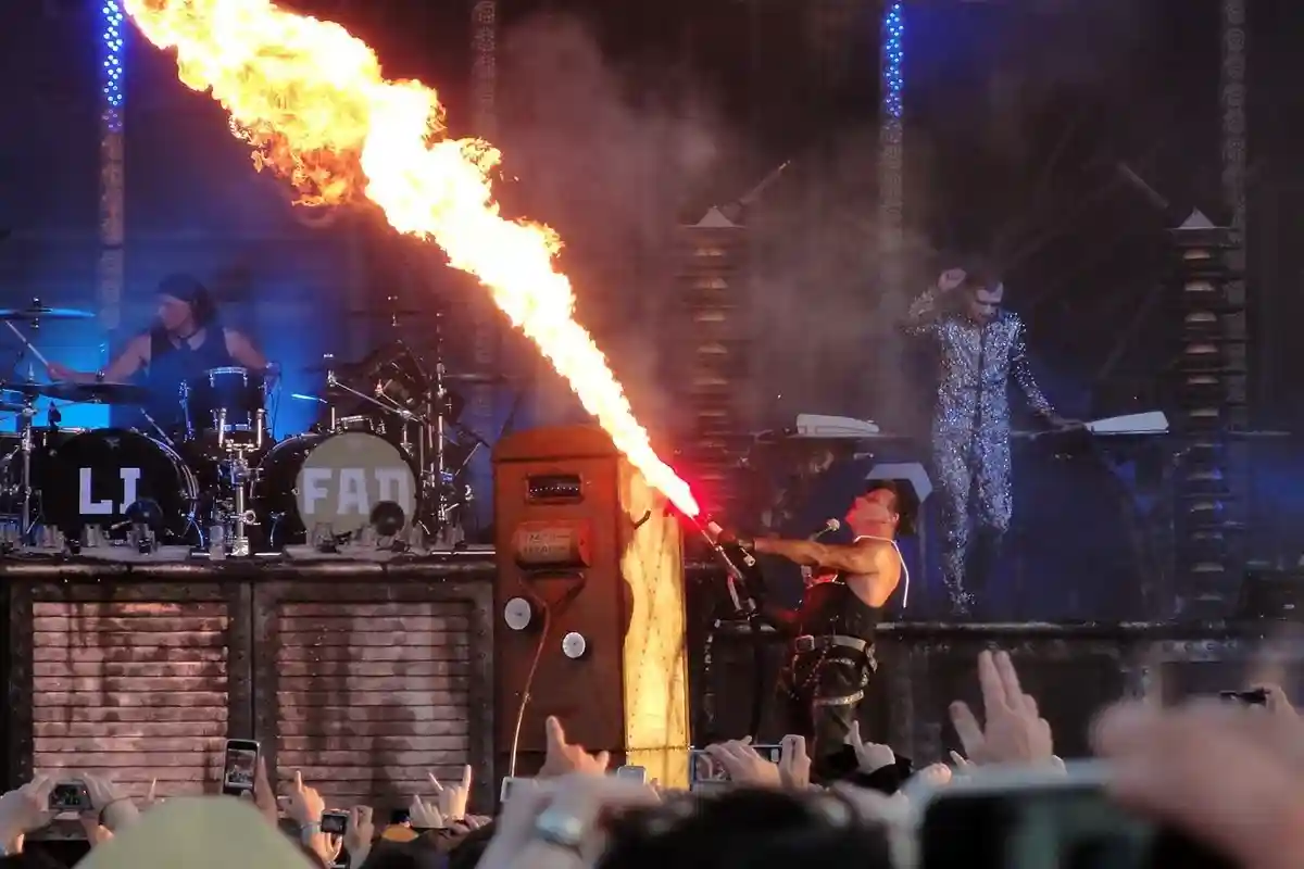 Выступление группы Rammstein. Фото: Steve Collis / wikimedia.org