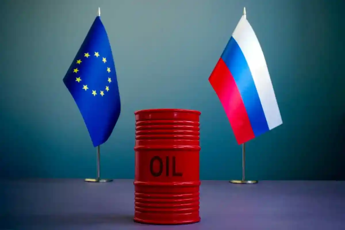 Россия экспортирует дизельное топливо в ЕС: проблема отказа. Фото: Vitalii Vodolazskyi / shutterstock.com