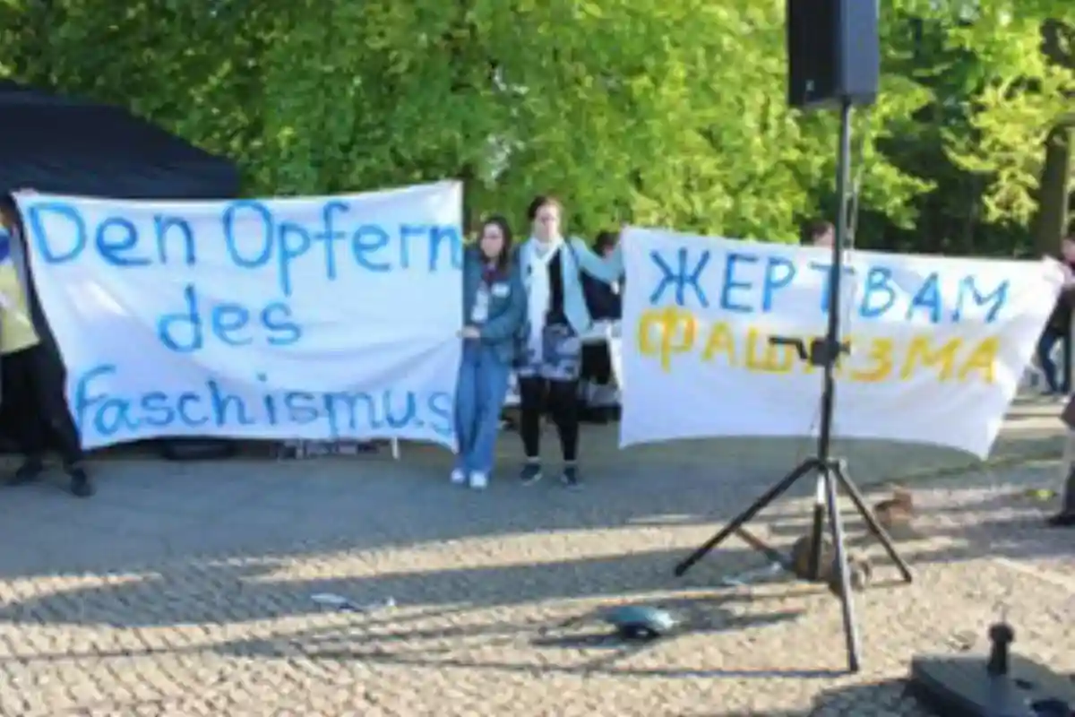 Антивоенная акция от "Демократы-Я" в Берлине. Фото: "Демократы-Я".