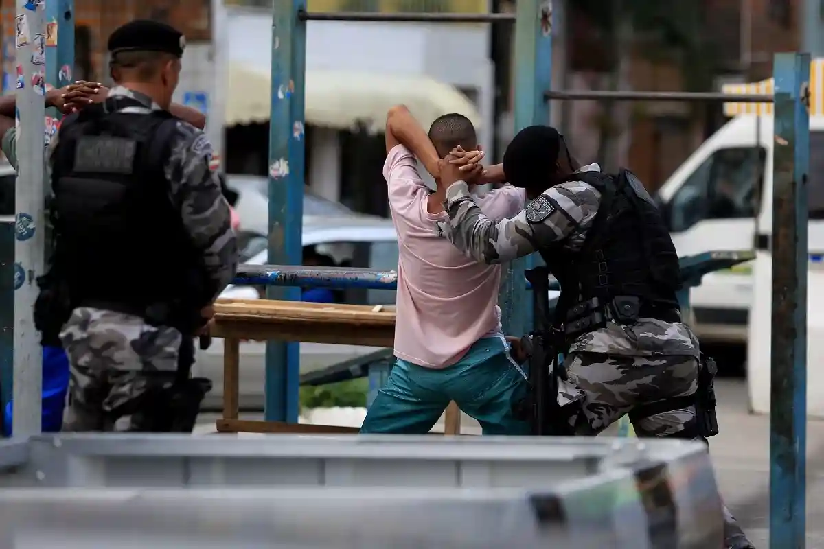 Сальвадор начнет войну с бандами после смерти полицейских
