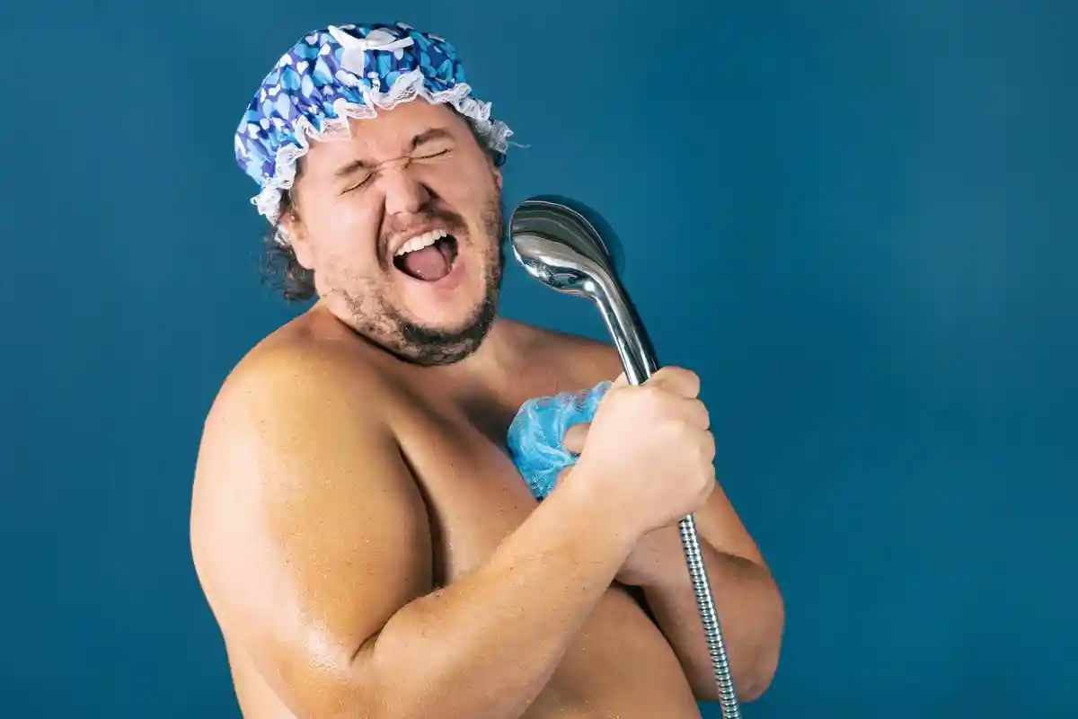 Часто мыться вредно: распространенные ошибки при купании. Фото: Dmitry Tkachev / Shutterstock.com