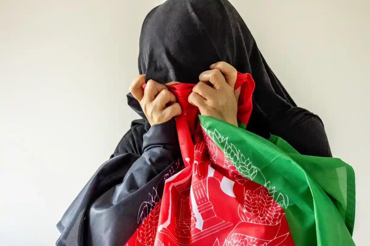 ООН: талибам нужно запретить поездки в ответ на нарушения прав женщин
