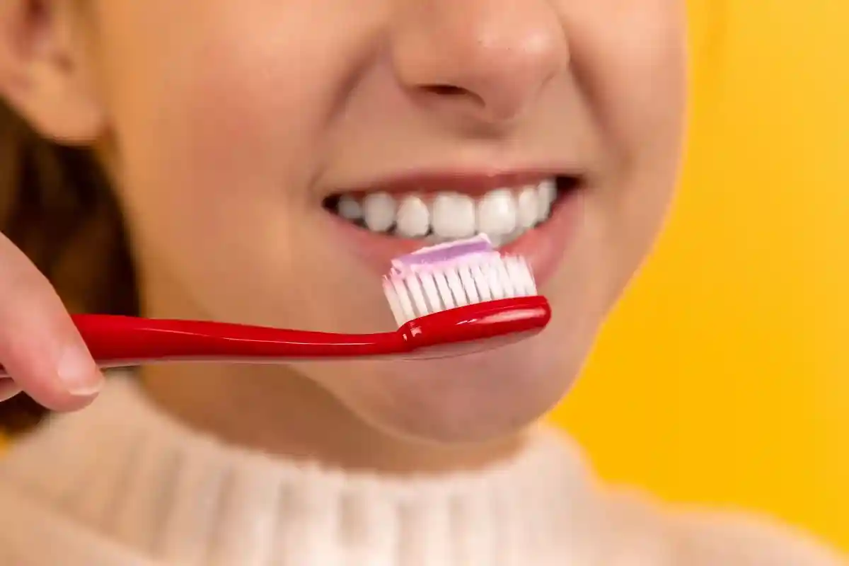 Осторожно, отбеливающая зубная паста: почему она может навредить?
