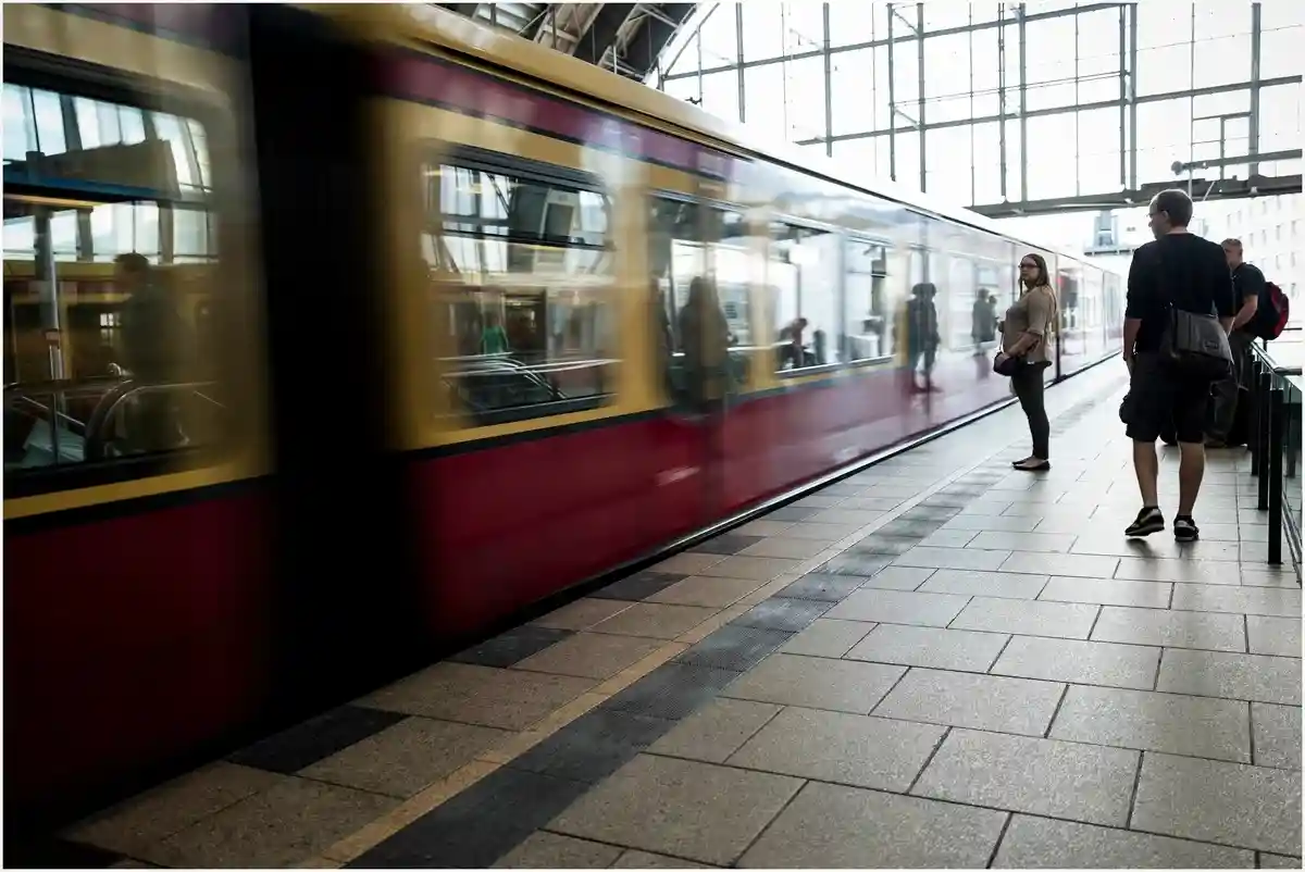 В Германии ограничивают движение региональных поездов. Фото: Aleksejs Bocoks / aussiedlerbote.de