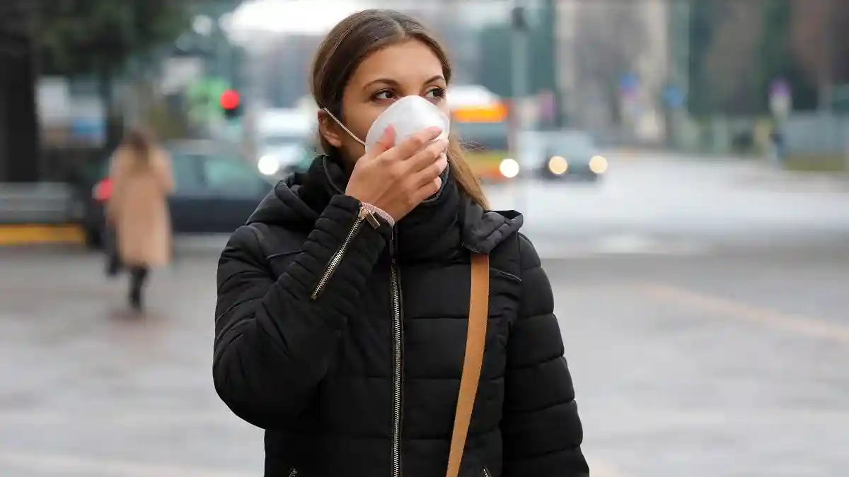 Загрязнение воздуха является прямым фактором возникновения рака у людей. Фото: Zigres / shutterstock.com
