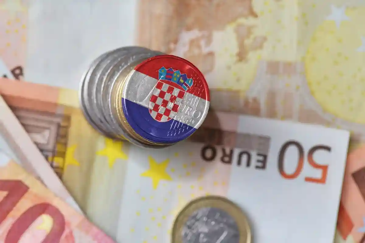 Еврокомиссия одобрила введение евро в Хорватии