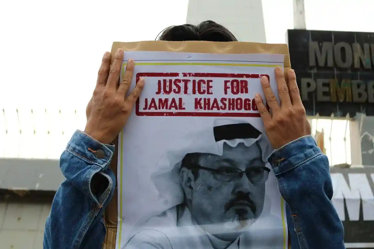 В ОАЭ задержали американского адвоката убитого журналиста Хашогги