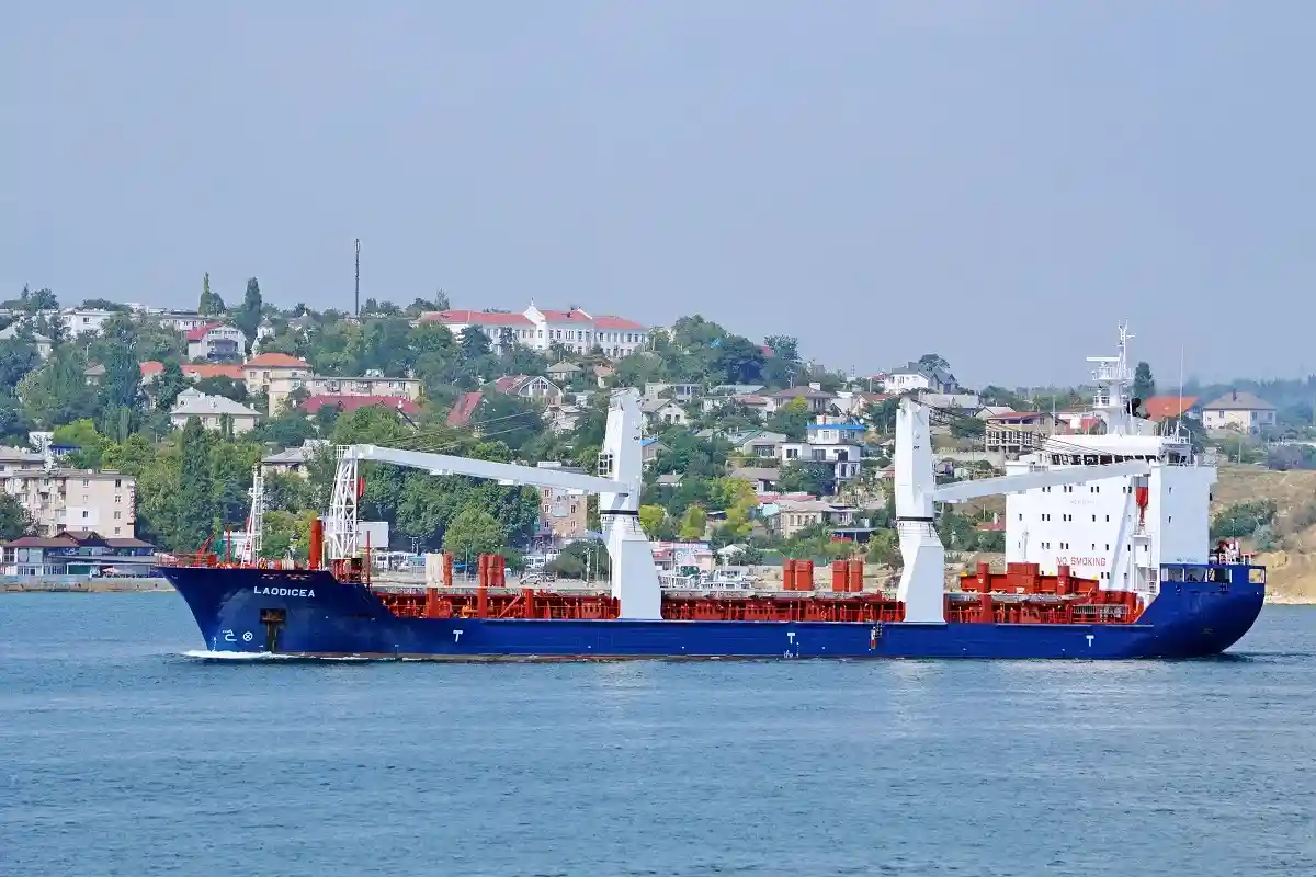 Сирийское судно с украинской пшеницей пришвартовалось в Ливане