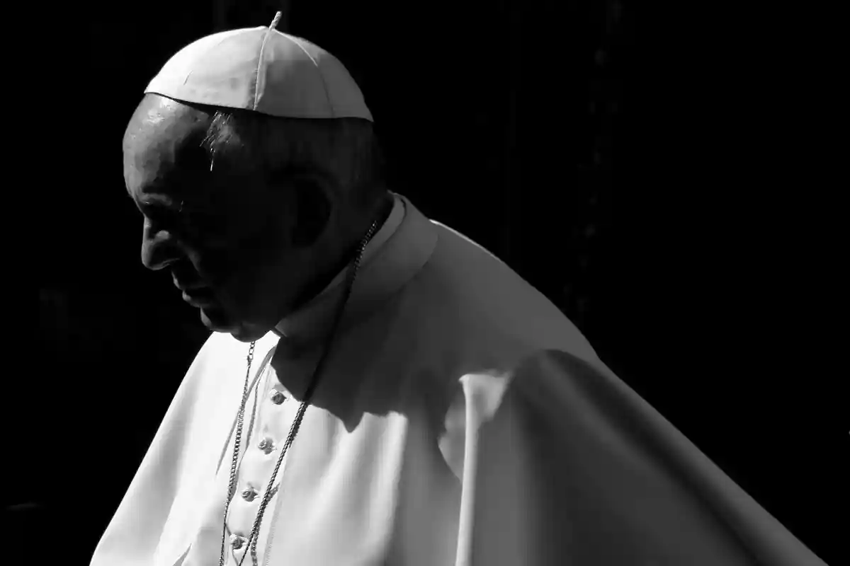 Папа Римский Франциск. Фото: Gevorg Ghazaryan / shutterstock.com