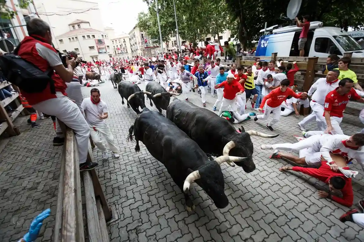 В Испанию вернулся фестиваль бега быков после COVID-19