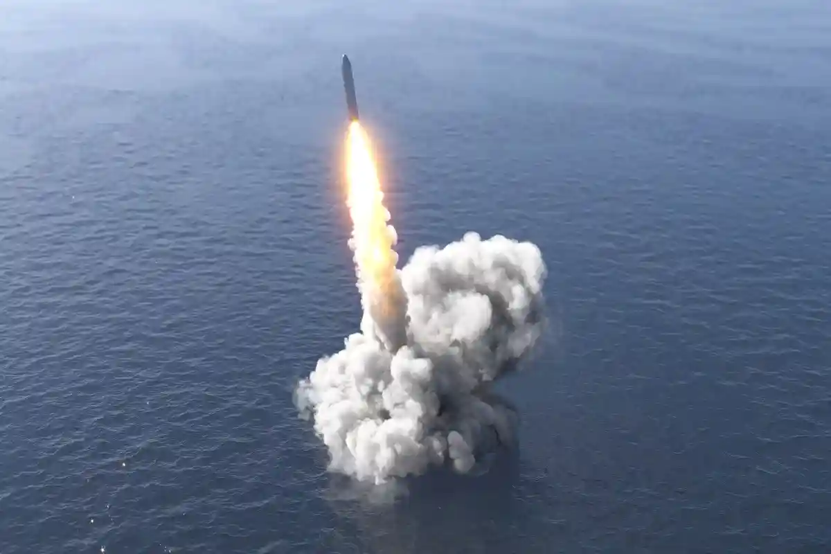«Убийца авианосцев»: в РФ создают гиперзвуковую ракету «Змеевик»