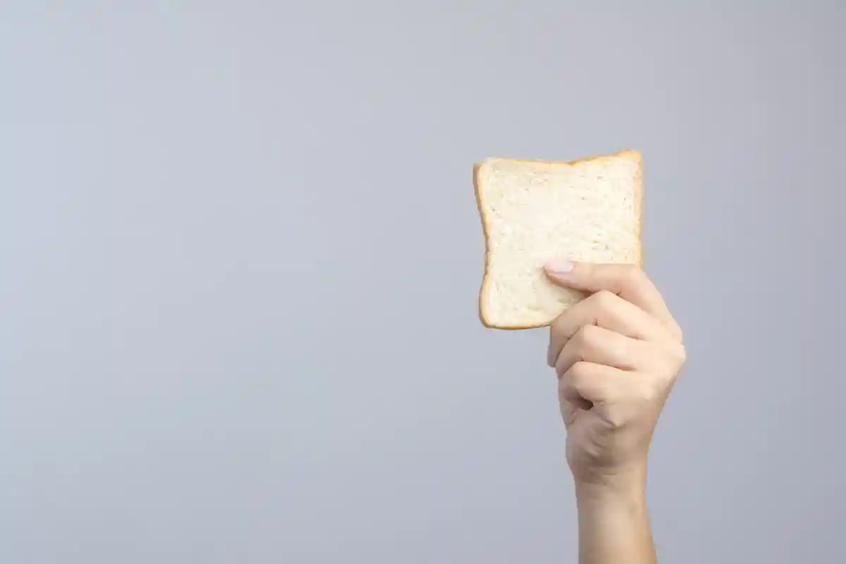 Хлеб в Ливане стал особо дорогим и желанным. Фото: BonNontawat / Shutterstock.com