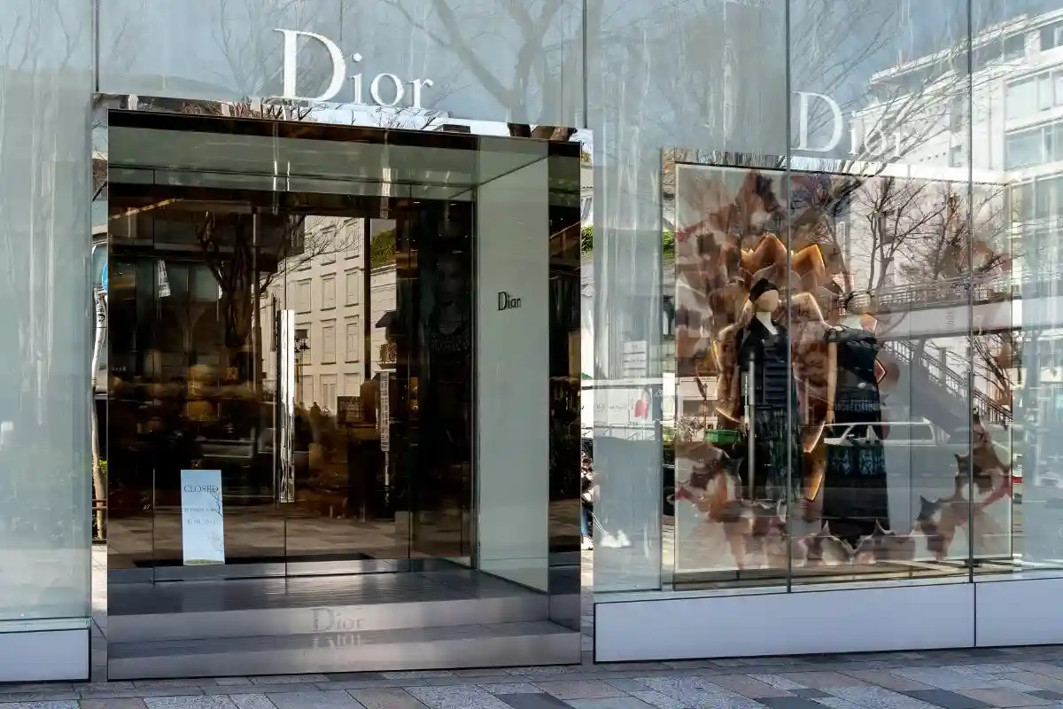 Dior обвиняют в русофобии